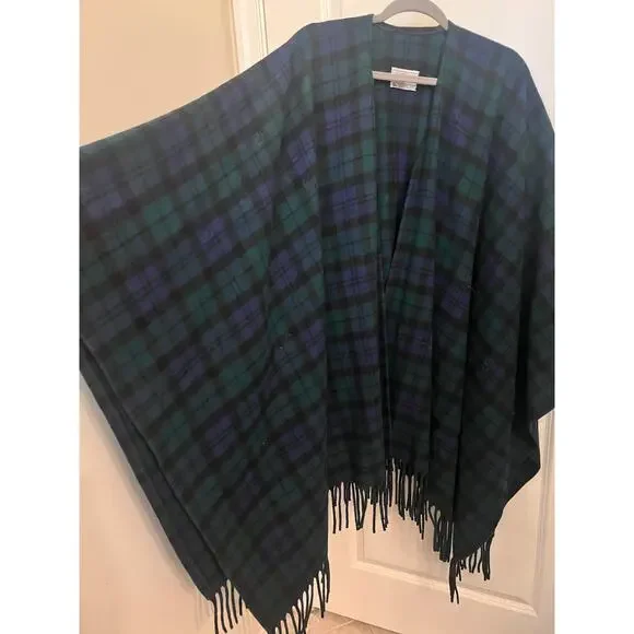 VTG Pendleton Black Watch Tartan Poncho Cape 100% Virgin Wool Fringe Made USA - Picture 4 of 5